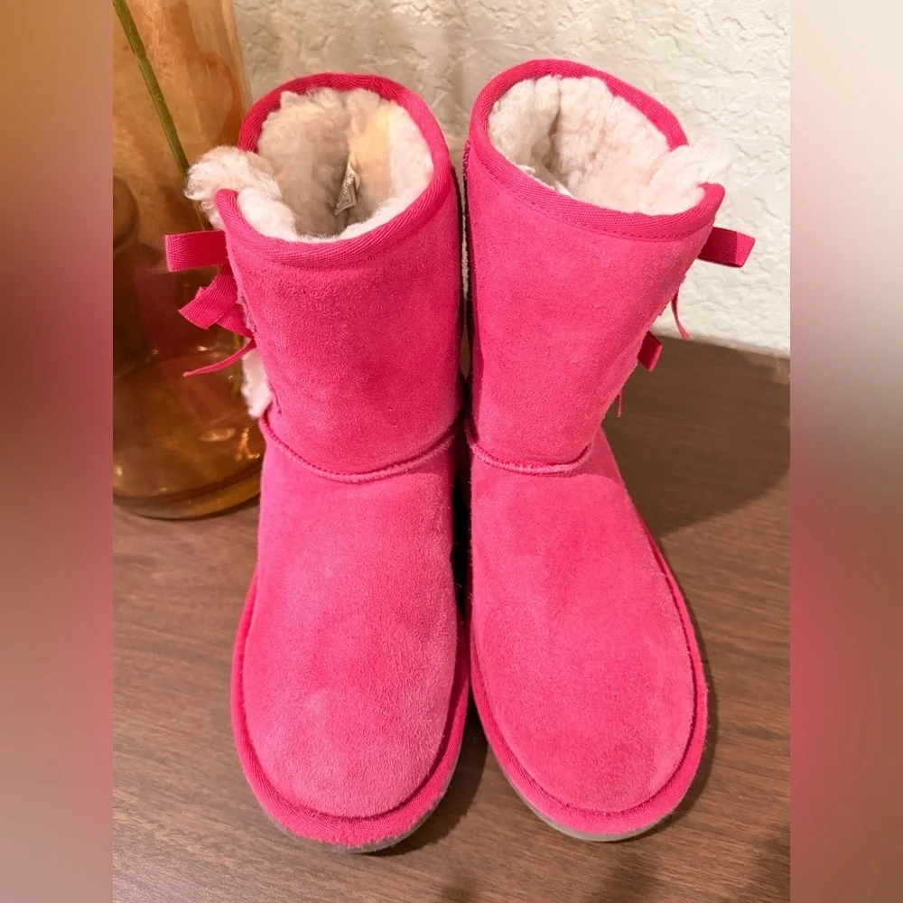 Koolaburra by UGG Victoria Short Boots girls size 3 #1019372